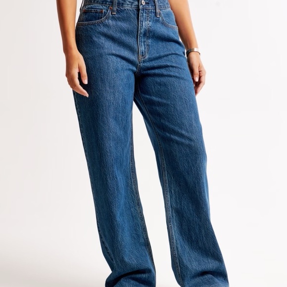 Abercrombie Curve Love High Rise Loose Jean - Picture 2 of 6